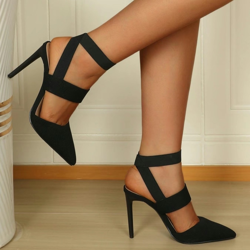 Brand New Elegant Black Women's Shoes
